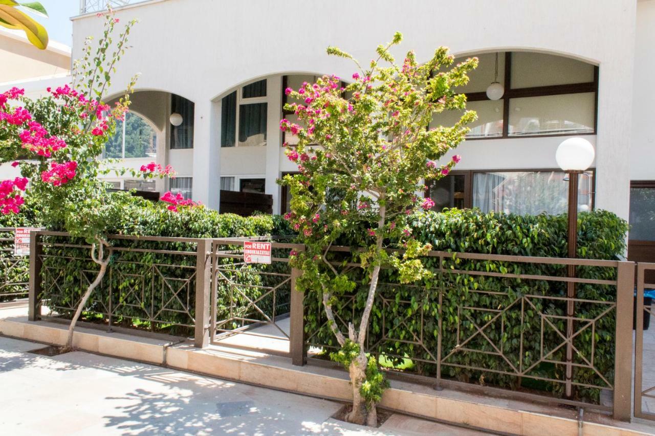 Galatex Beach Apartment Λεμεσός Εξωτερικό φωτογραφία