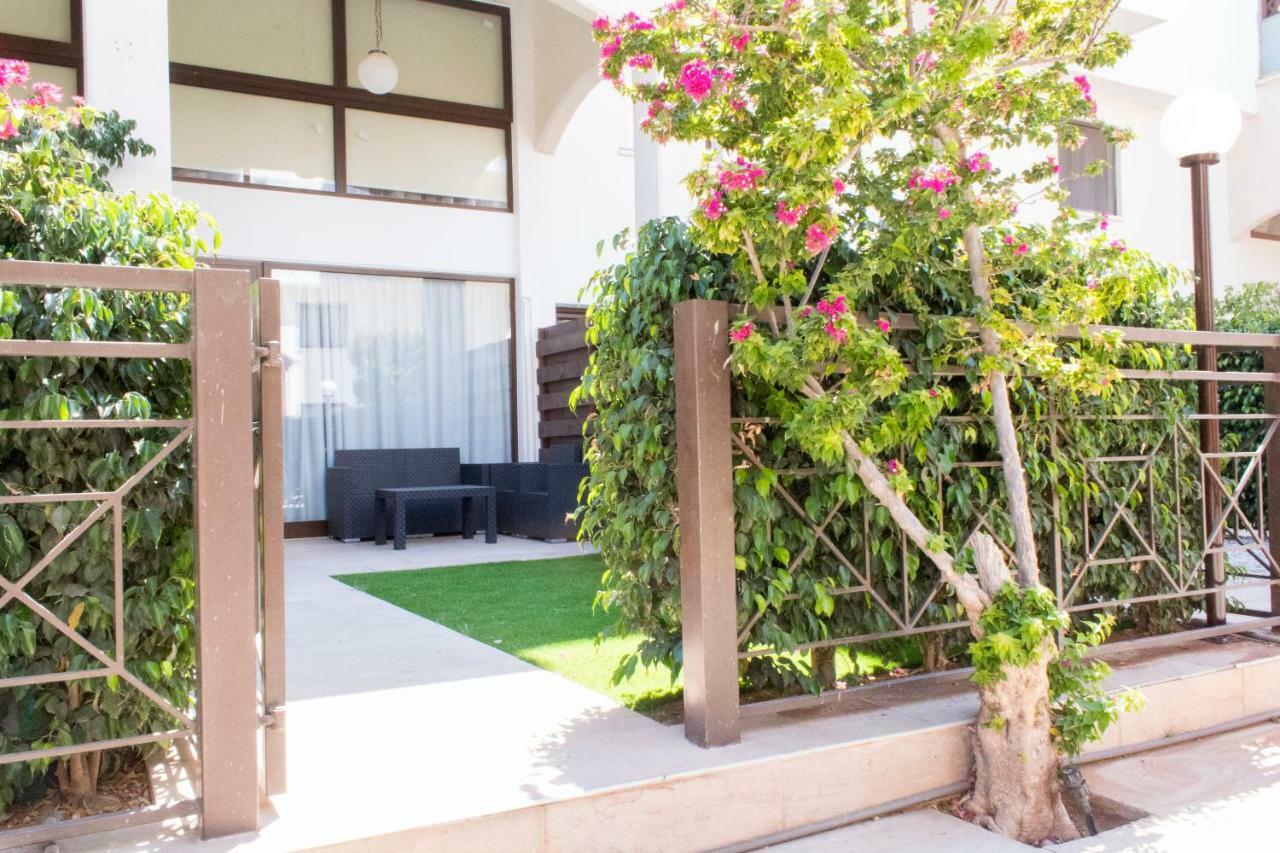 Galatex Beach Apartment Λεμεσός Εξωτερικό φωτογραφία