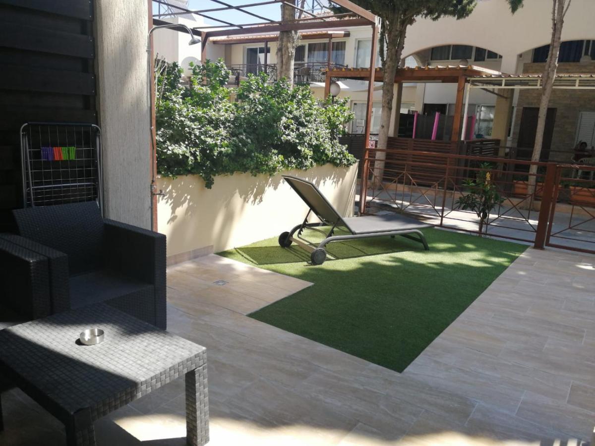 Galatex Beach Apartment Λεμεσός Εξωτερικό φωτογραφία